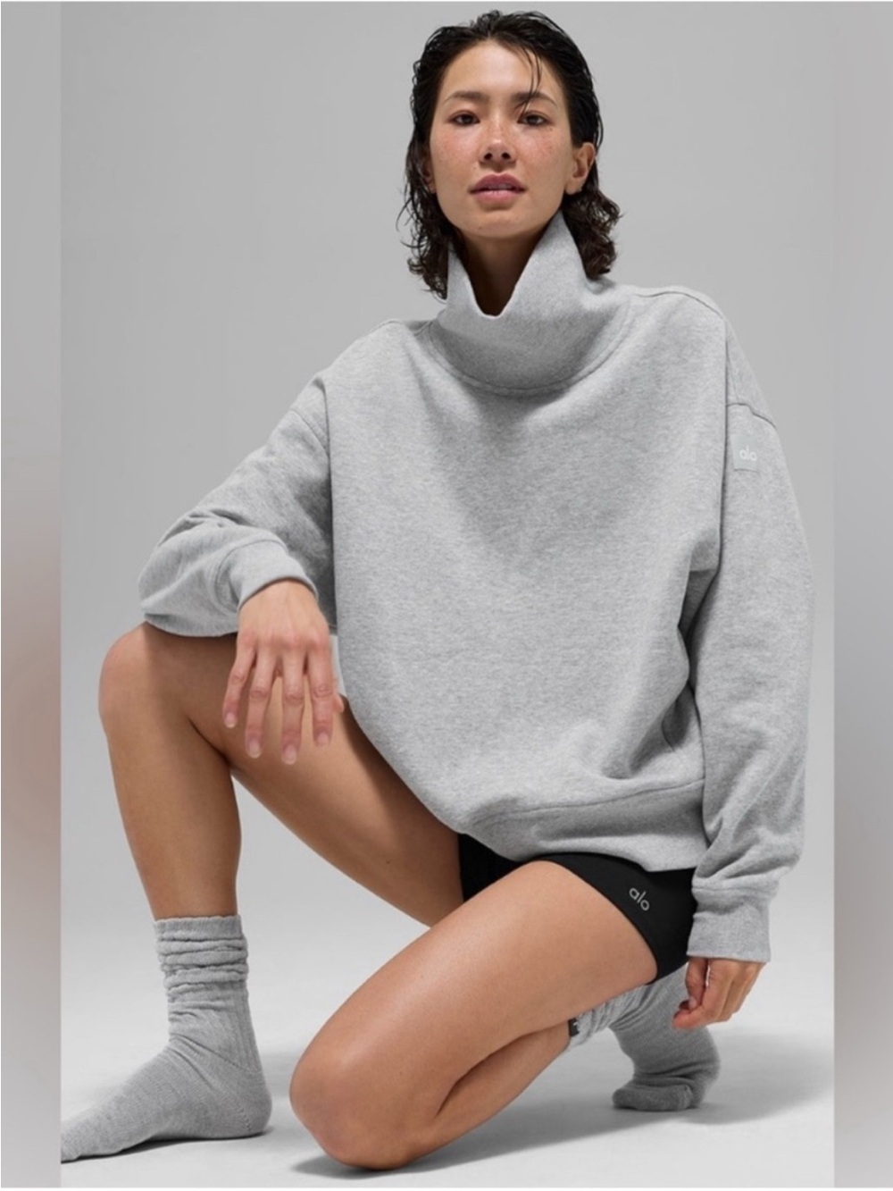Alo Yoga - Hazy Mock Neck Pullover Athletic Heather Grey - Picture 10 of 11